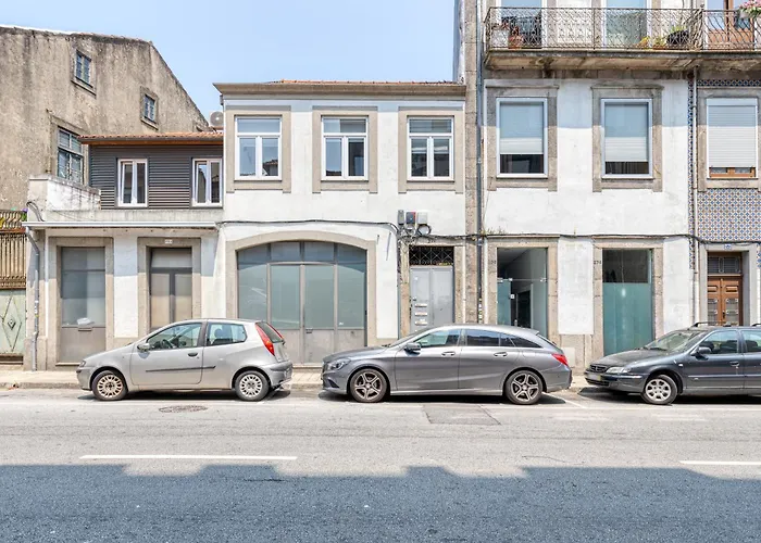 Guest Heroismo Flat *