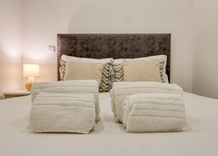 Guest Heroismo Flat * Porto